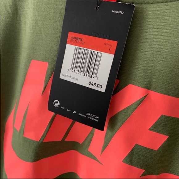 Nike Logo long sleeve lightweight
crop top. Large. New! - Picture 4 of 4